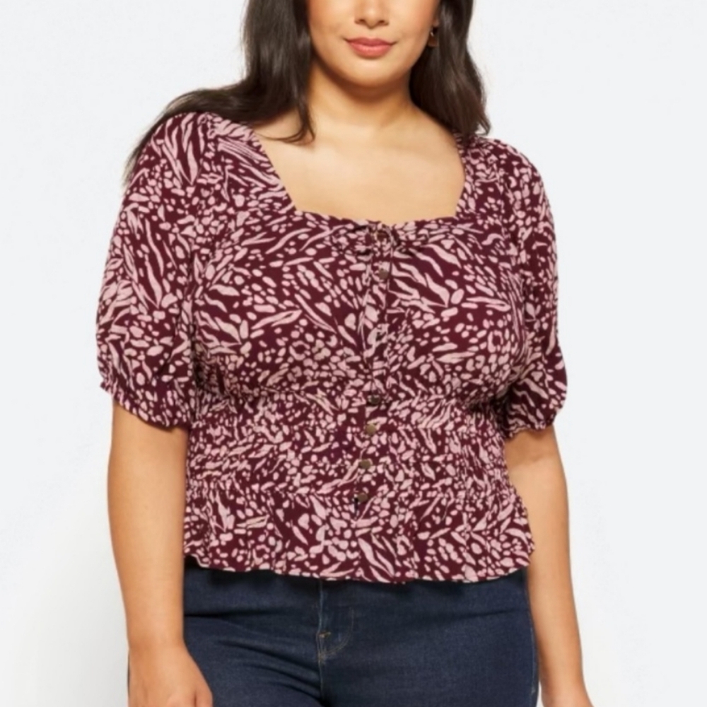 Daisy & Delilah Cropped Bohemian Top,NWT, Small.